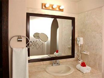 & El Moro Hotel
